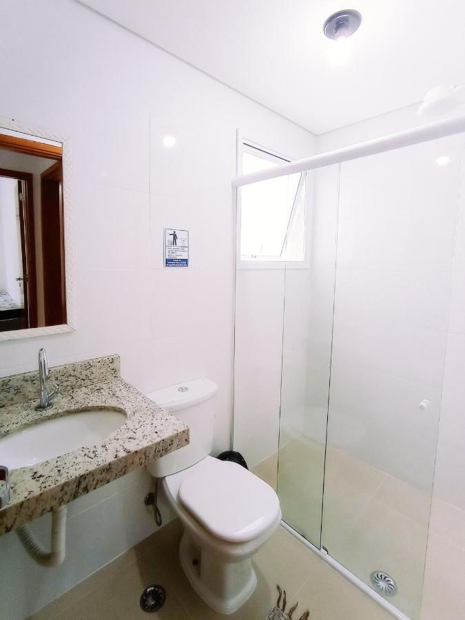 Le Premier 103 Apartment Убатуба Екстериор снимка